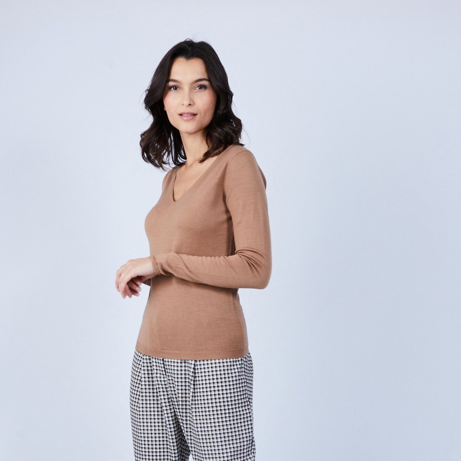 V-neck jumper in merino wool - Arya