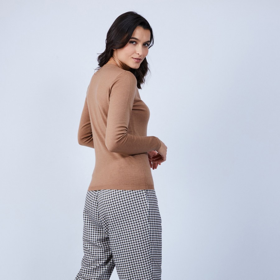 V-neck jumper in merino wool - Arya