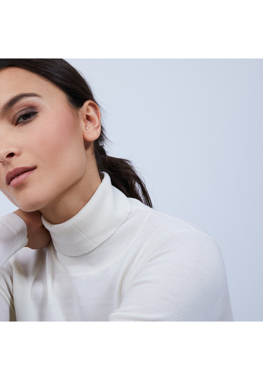 Roll-neck jumper in merino wool - Beha