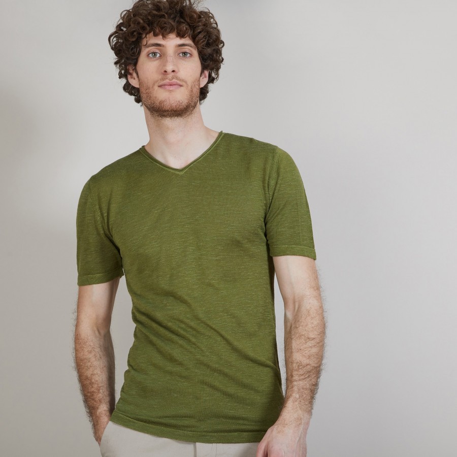 V-neck t-shirt in flamed linen - Reuben