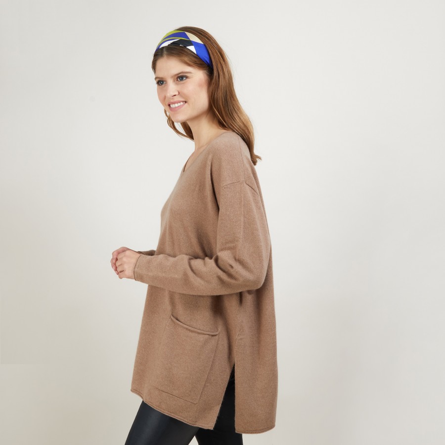 Loose V-neck cashmere sweater - Belinda