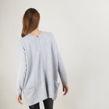 Oversize V-neck sweater buttoned back - Binta