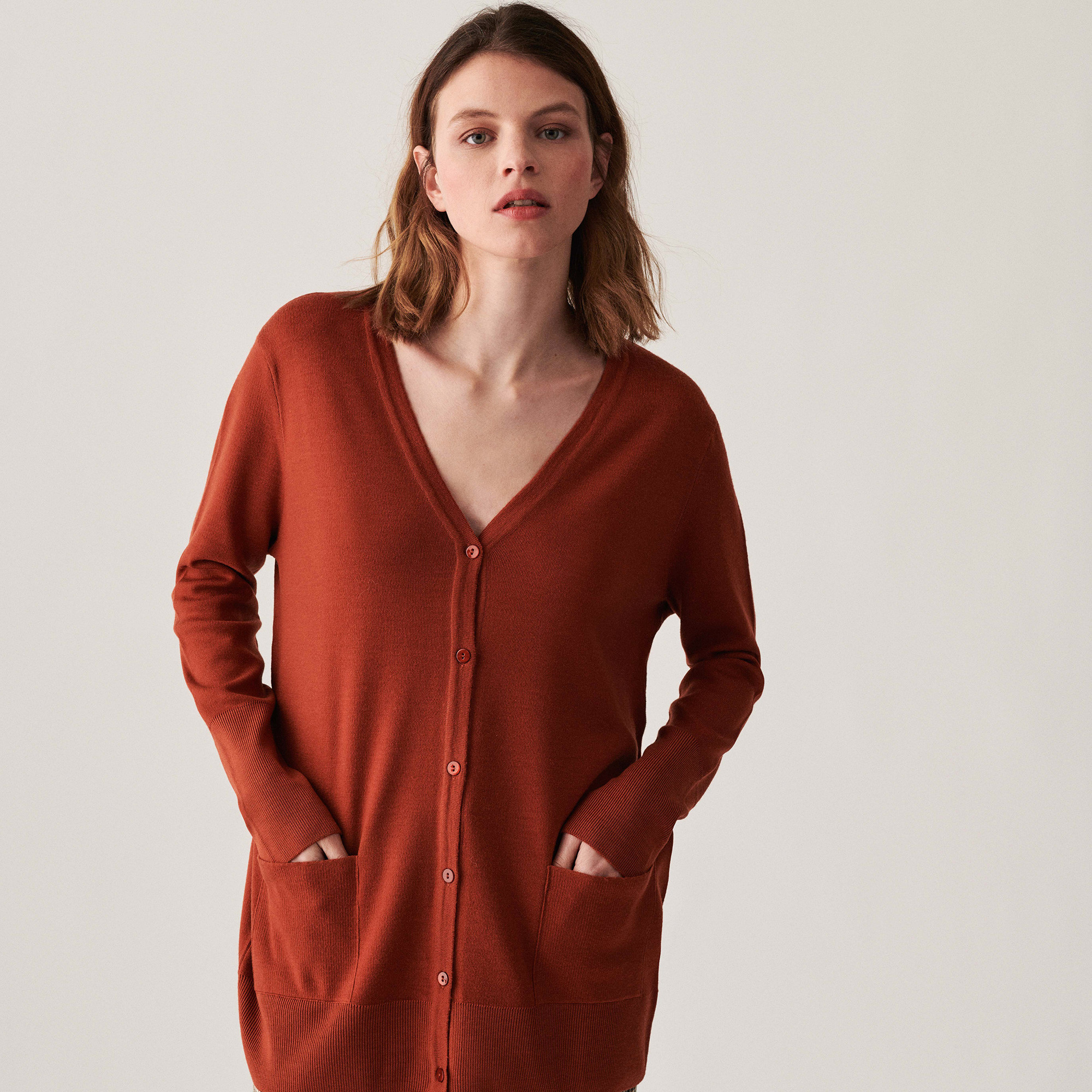 Long buttoned V-neck cardigan in merino wool - Alister