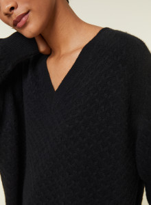 V-neck sweater with slits in cashmere dots - Giulia