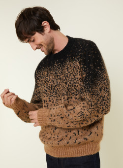 two-tone-round-neck-mohair- two-tone-round-neck-mohair-