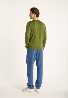 V-neck jumper in merino wool - Elmo