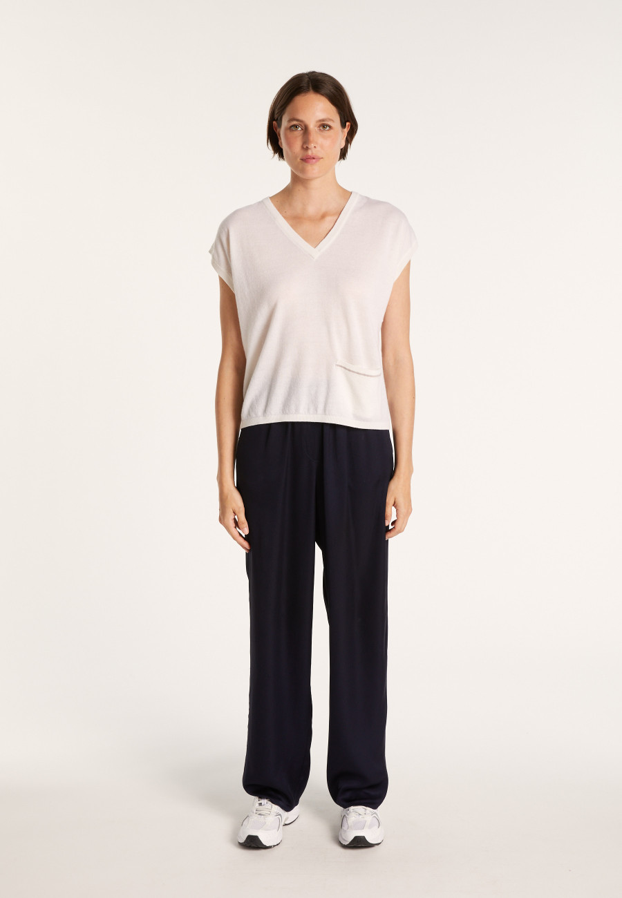 Cashmere Linen V-neck T-shirt - Meg