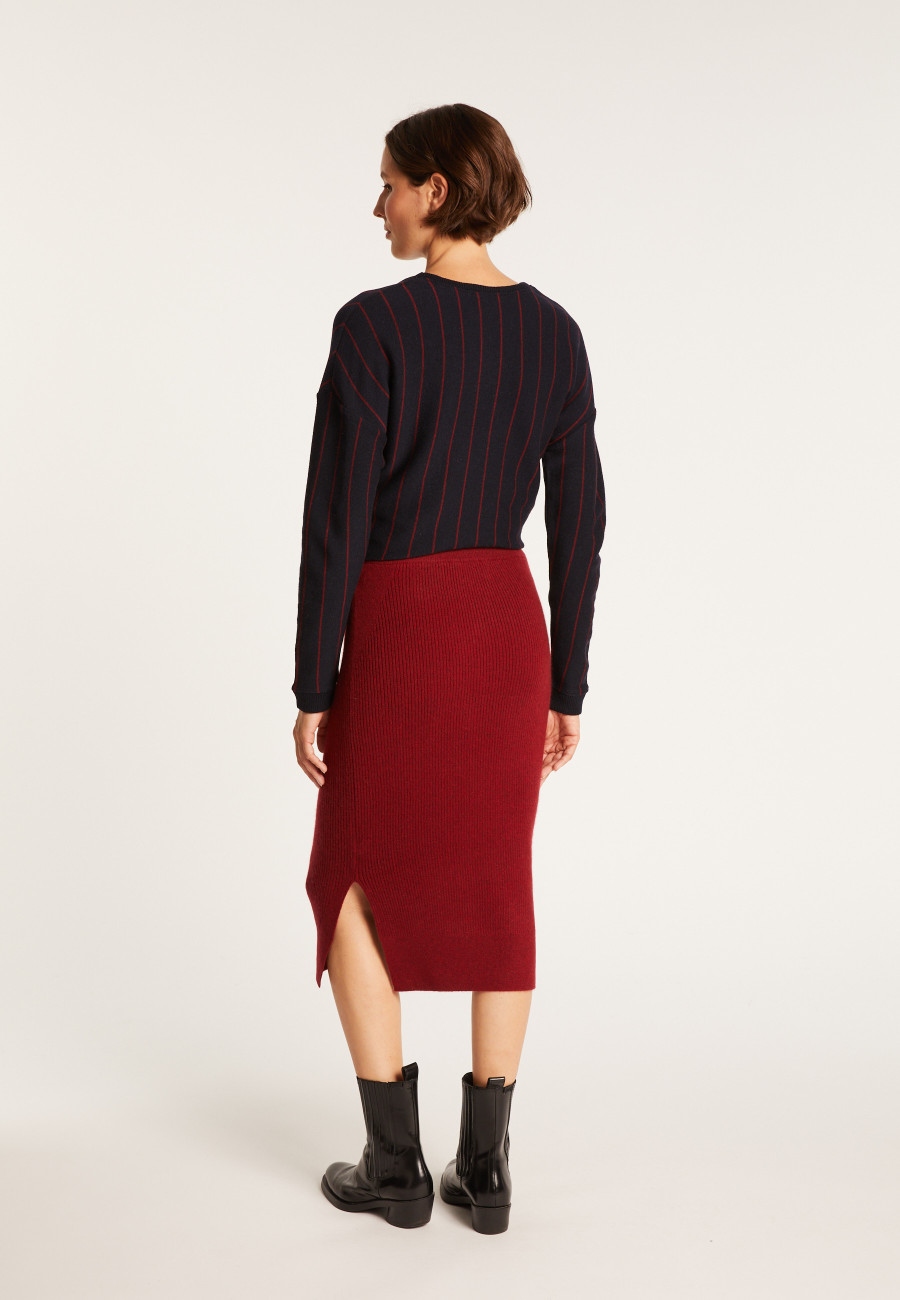 100% cashmere straight skirt.GRENADE