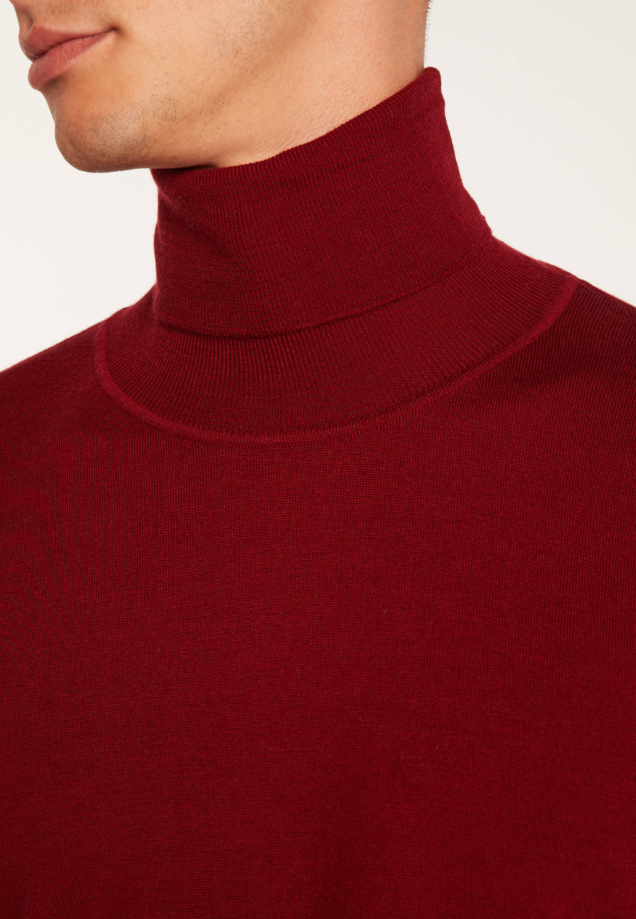 Roll neck jumper in merino wool Berry