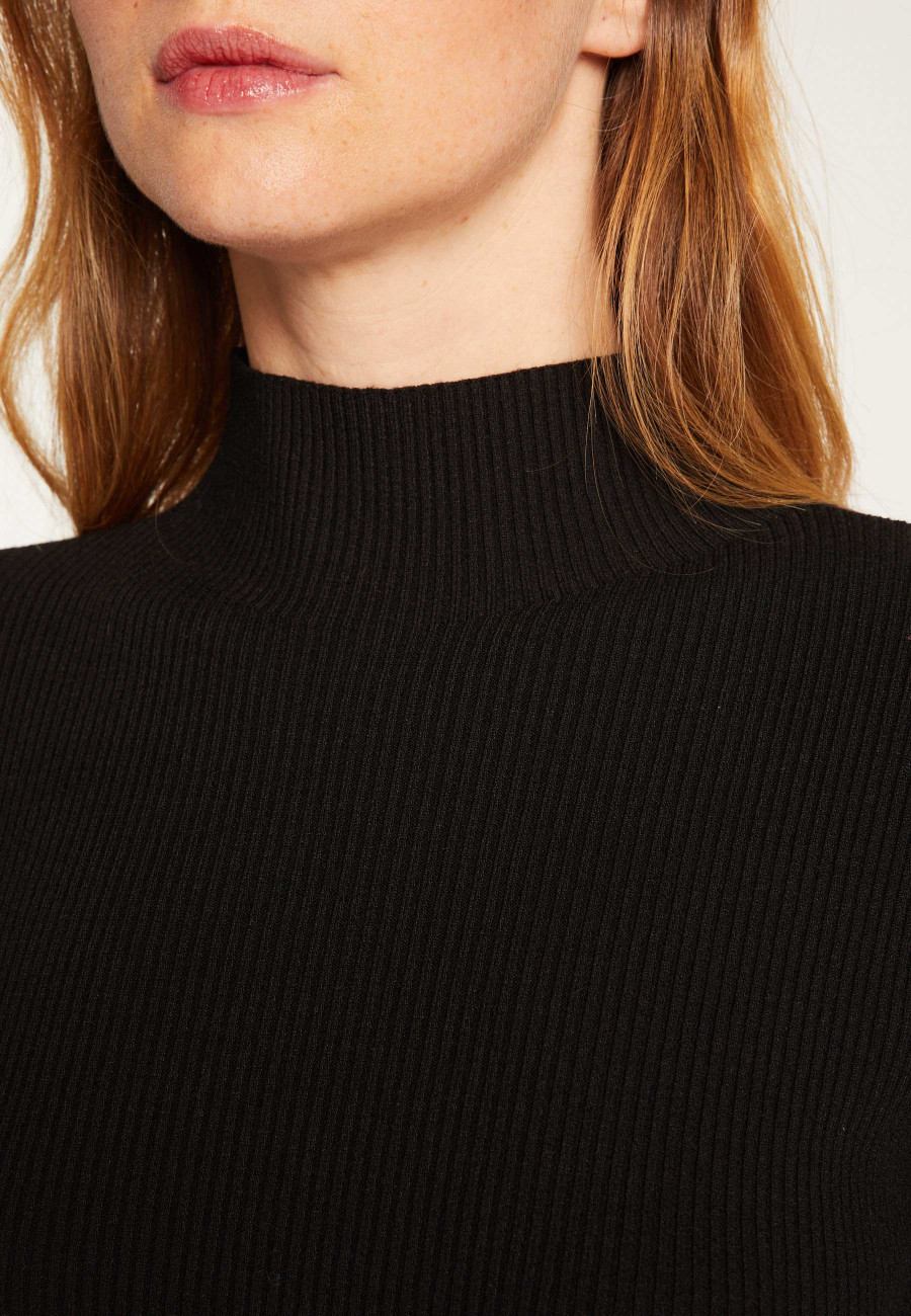 High neck sweater in wool blend - Reagan