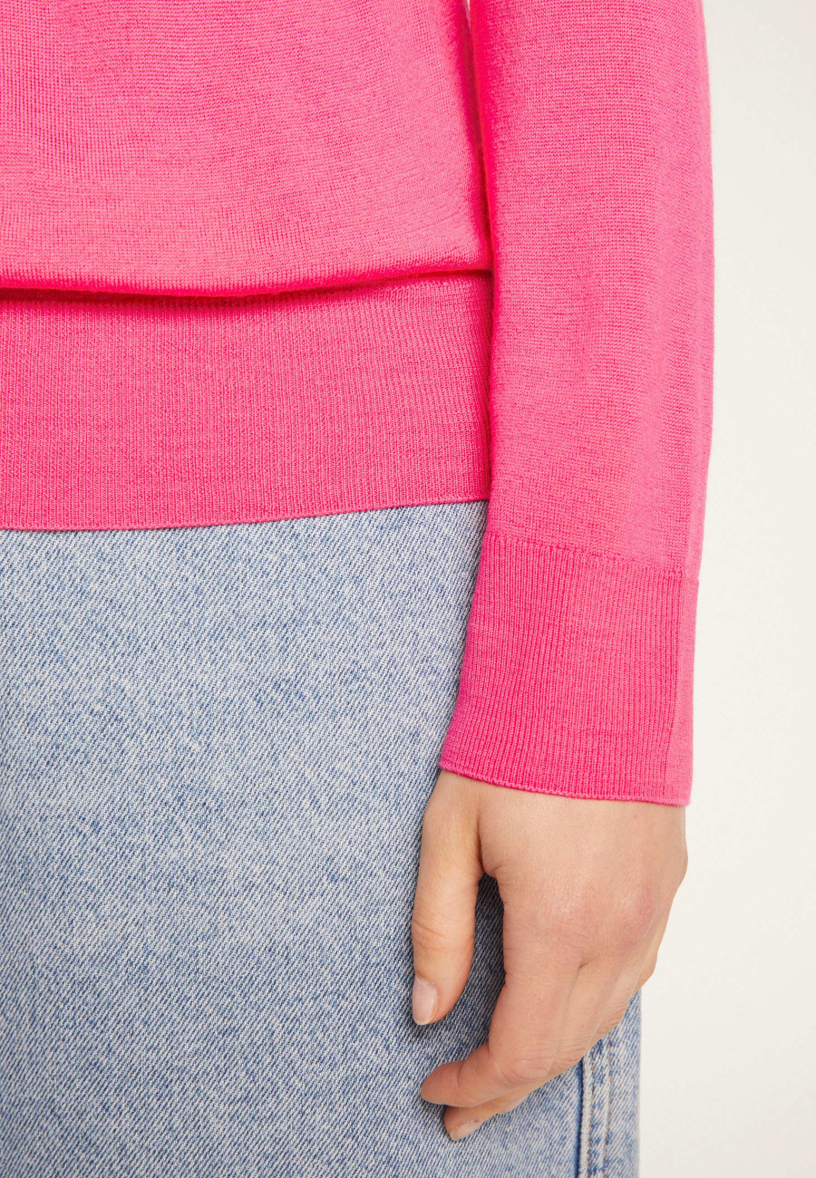 V-neck merino wool sweater - Arya