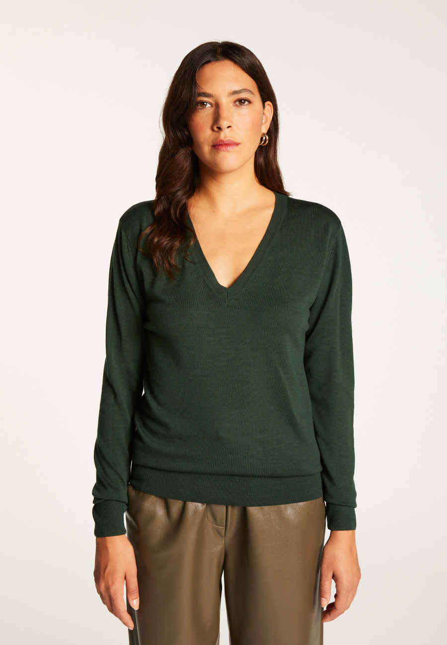 V-neck merino wool sweater - Arya