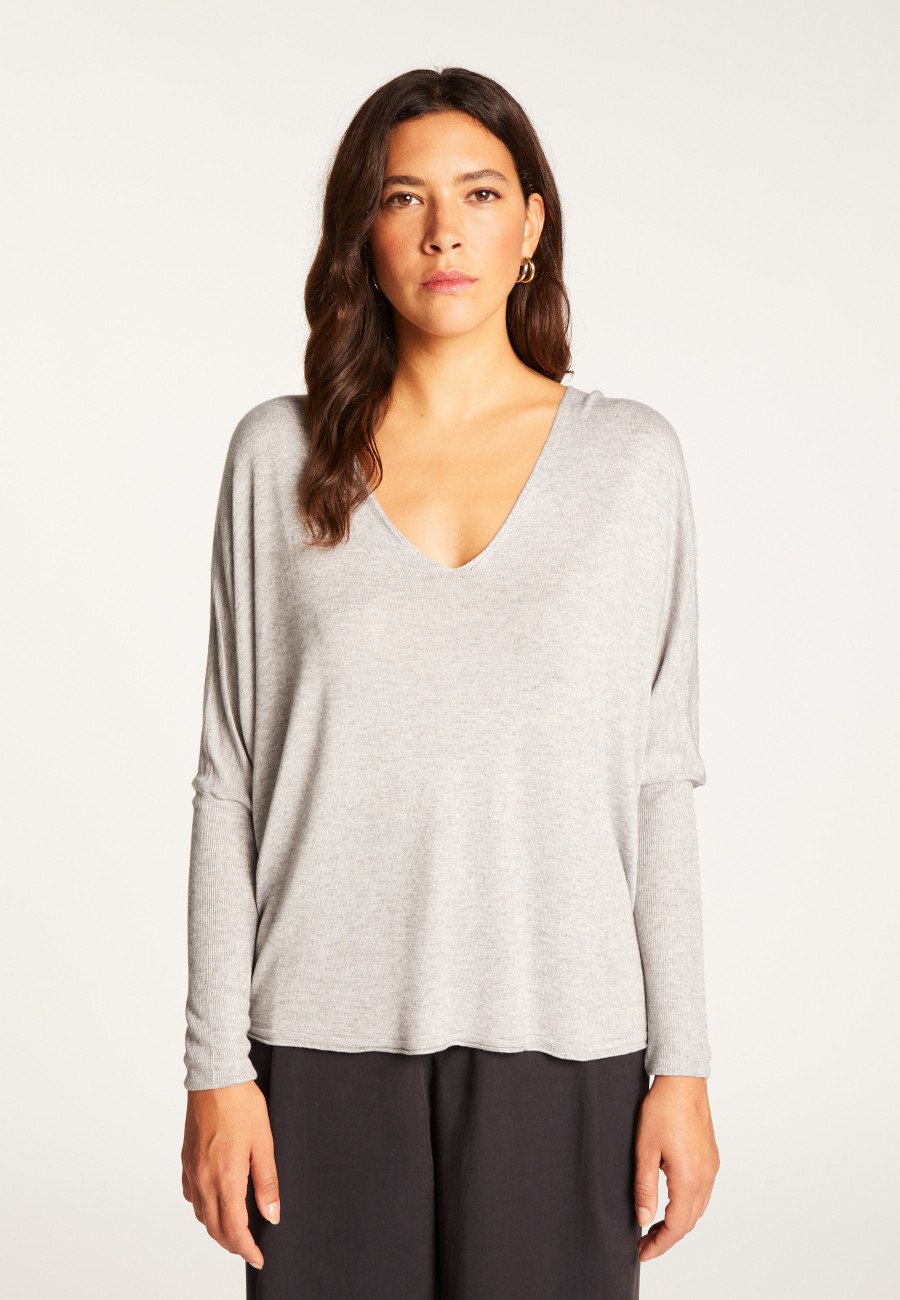 Oversized V-neck T-shirt in bamboo cashmere fiber - Rica