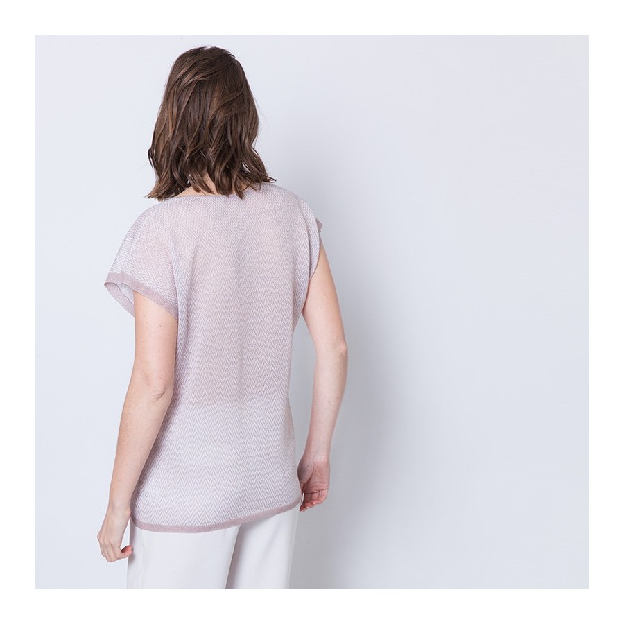 Graphic V-neck T-shirt Axel